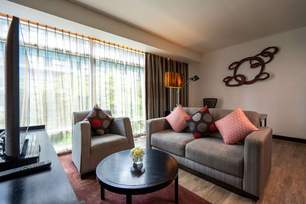 Junior Suite City View