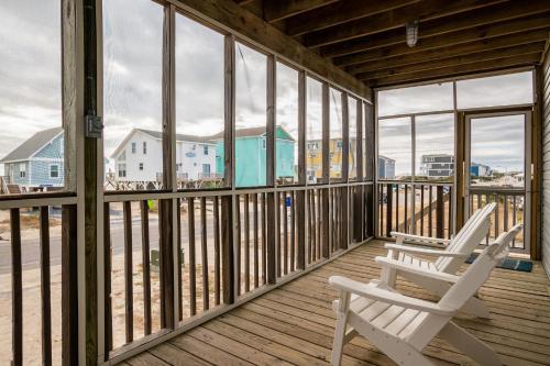 A Beach Music Paradise Too by Oak Island Accommodations - photo 33