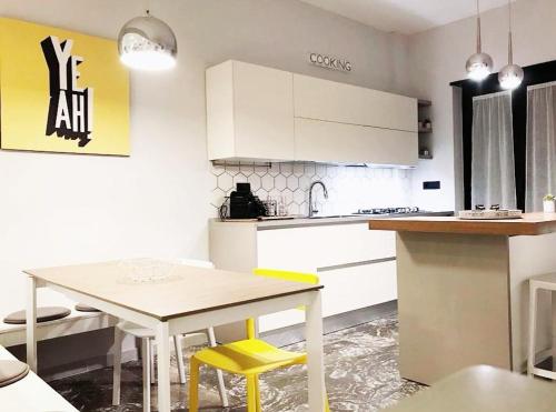 Bed&Coffee Napoli Scarlatti — 4-Star Luxury Hotel in Naples, Italy