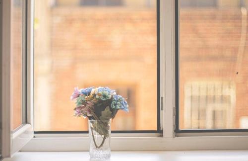 Cozy Studio Apartment In the Center By Wehost