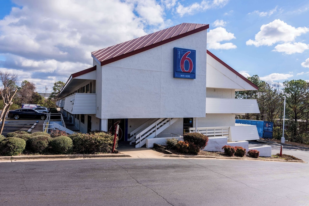 Motel 6 Birmingham AL - featured photo
