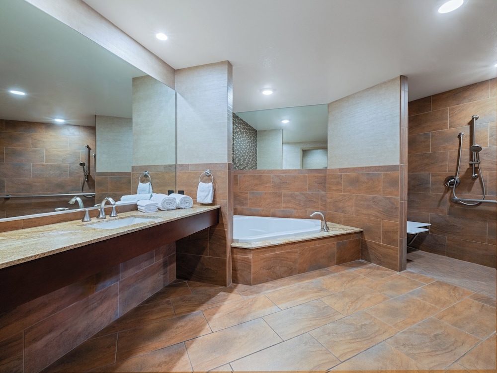 Holiday Inn Resort The Squire at Grand Canyon by IHG - photo 51