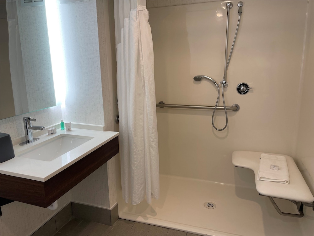 Holiday Inn Lansdale Hatfield by IHG - photo 26