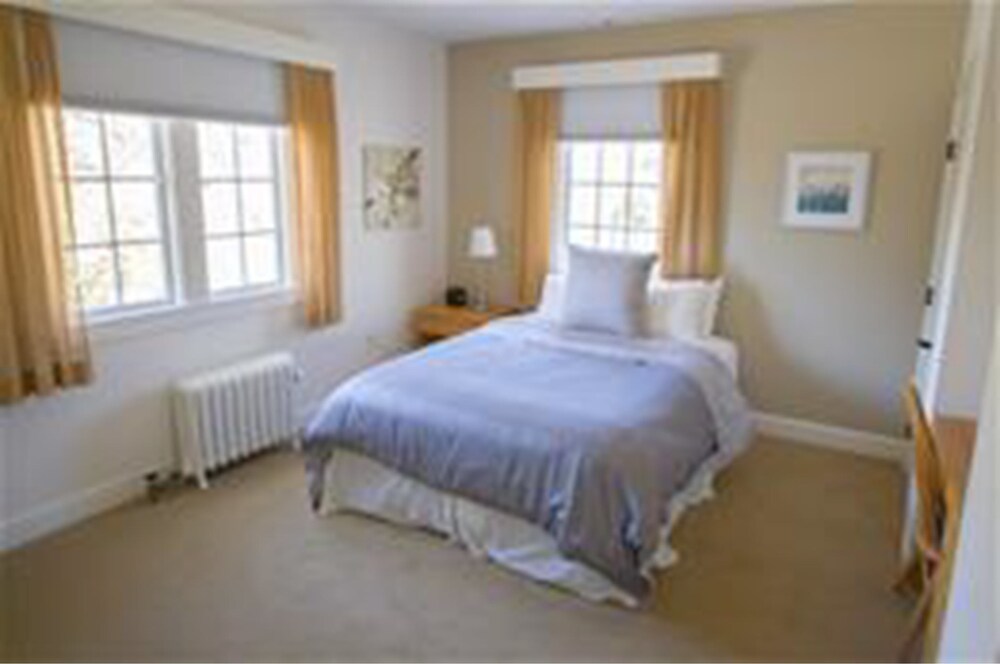 Easton Hall - photo 5