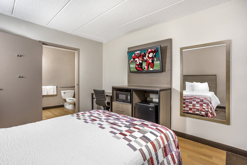 Red Roof Inn Tinton Falls Jersey Shore - photo 16