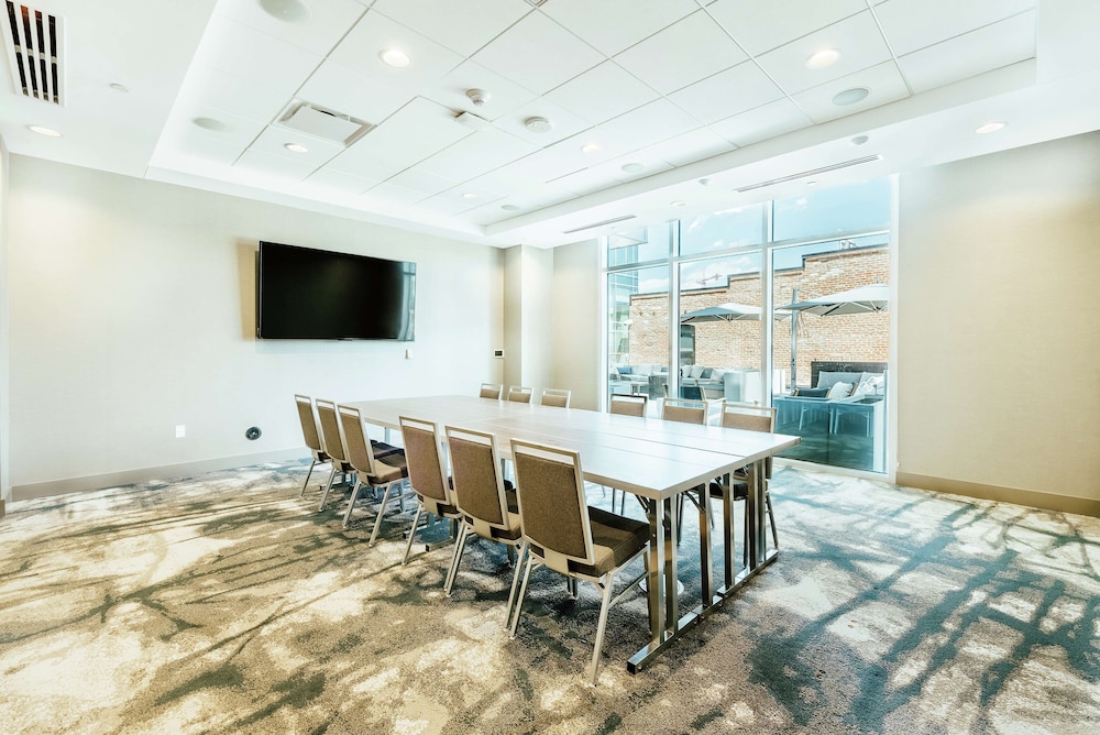 Hilton Garden Inn Denver Union Station CO - photo 90