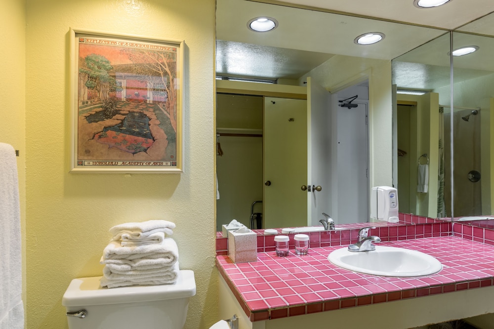 Kuhio Banyan Club - photo 32