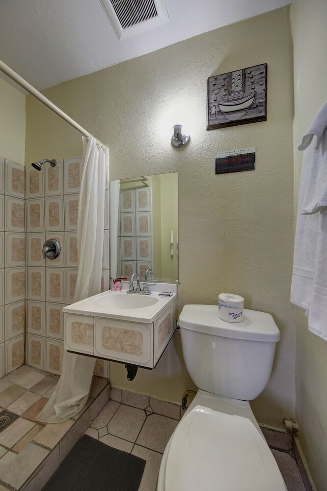 LA Ramona Motel - photo 57