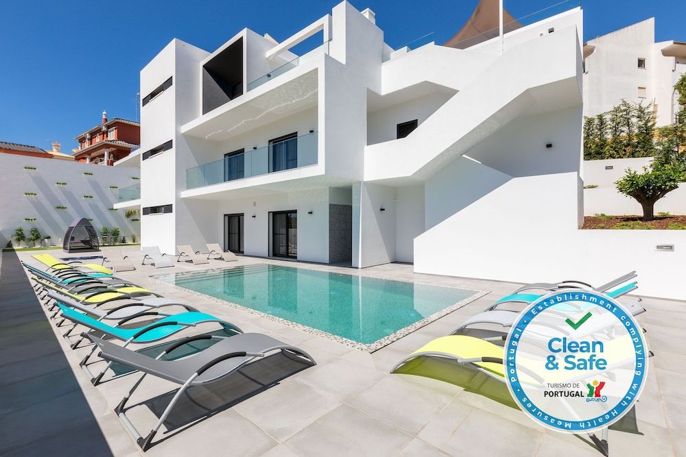 Villa Luxury 47 by Polisadict — 4-Star Luxury Hotel in Albufeira, Portugal