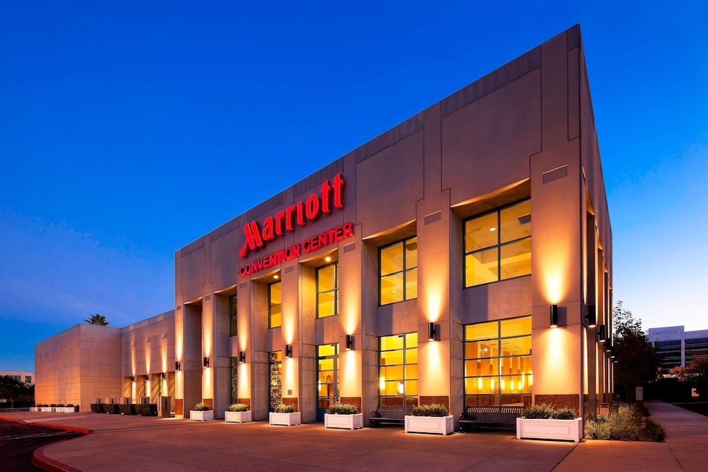 Los Angeles Marriott Burbank Airport - photo 45