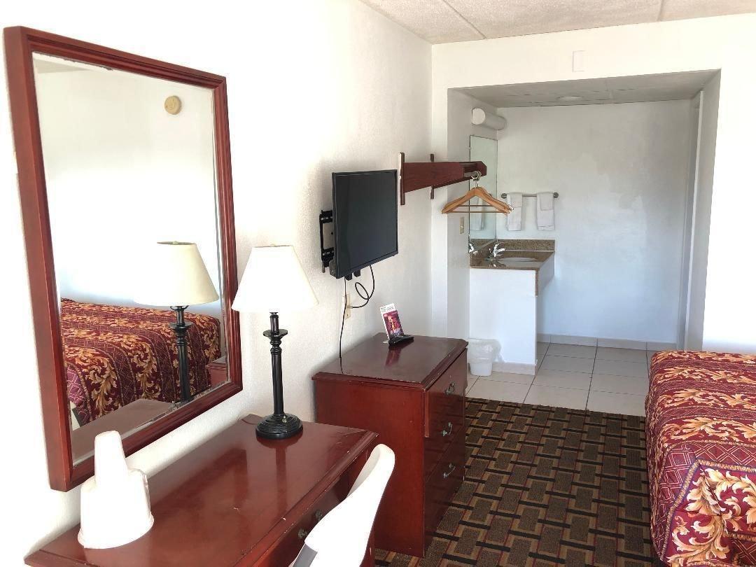Motel 6 Cocoa Fl - photo 32