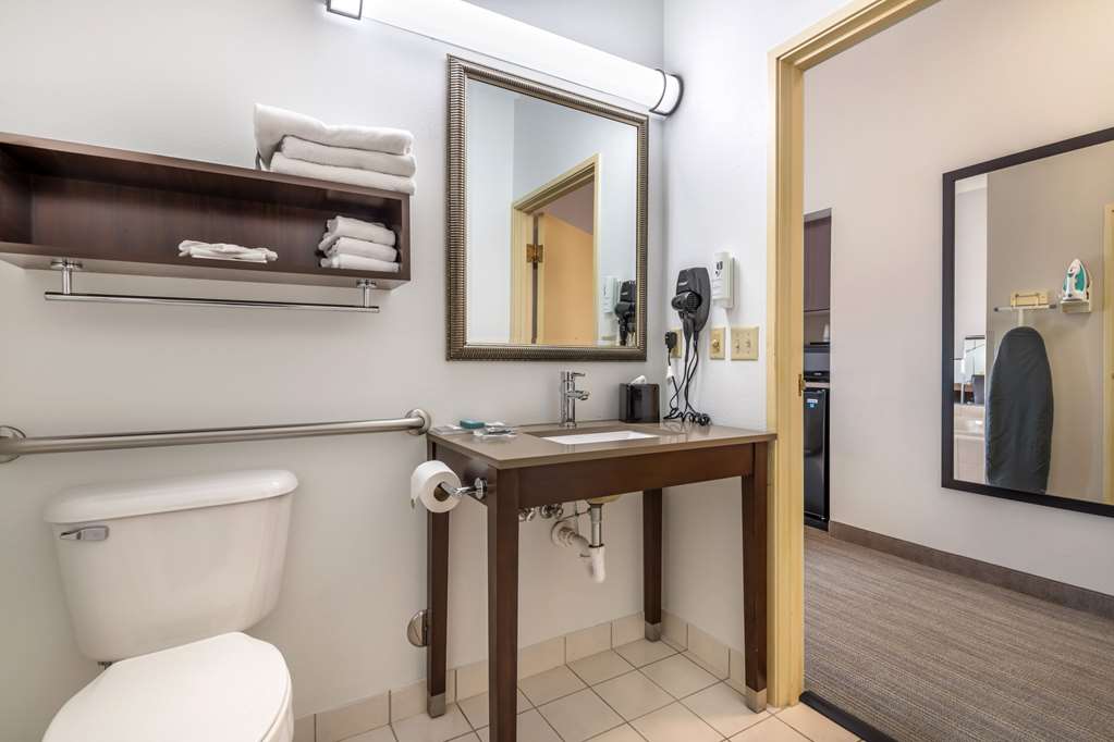 Country Inn & Suites by Radisson Watertown SD - photo 12