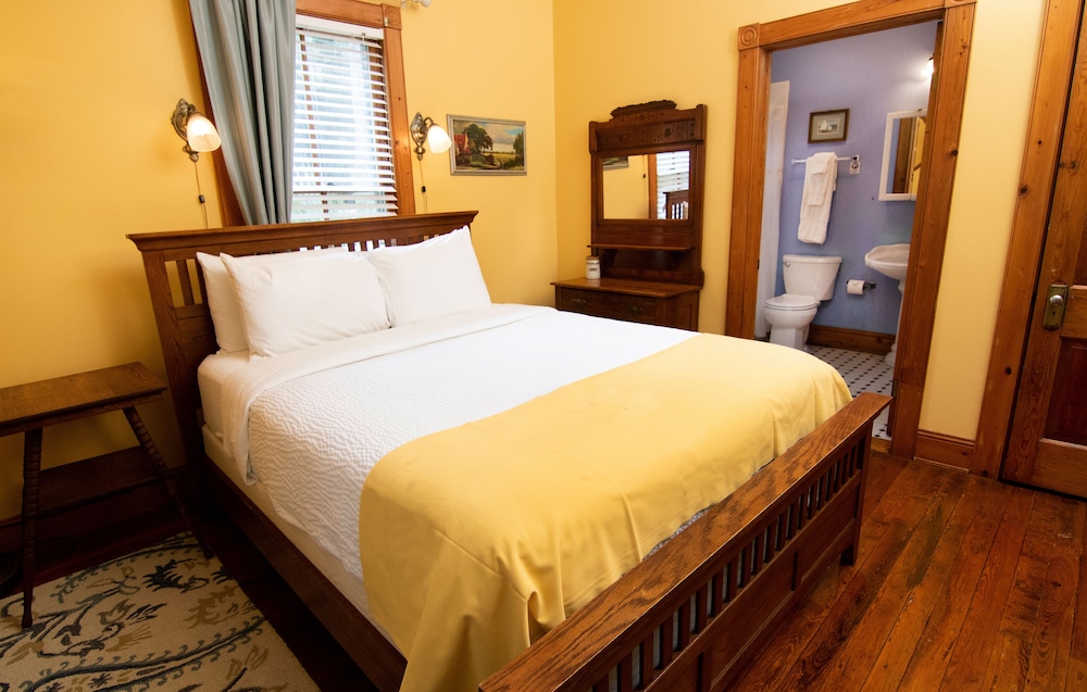 Sweetwater Branch Inn - photo 19