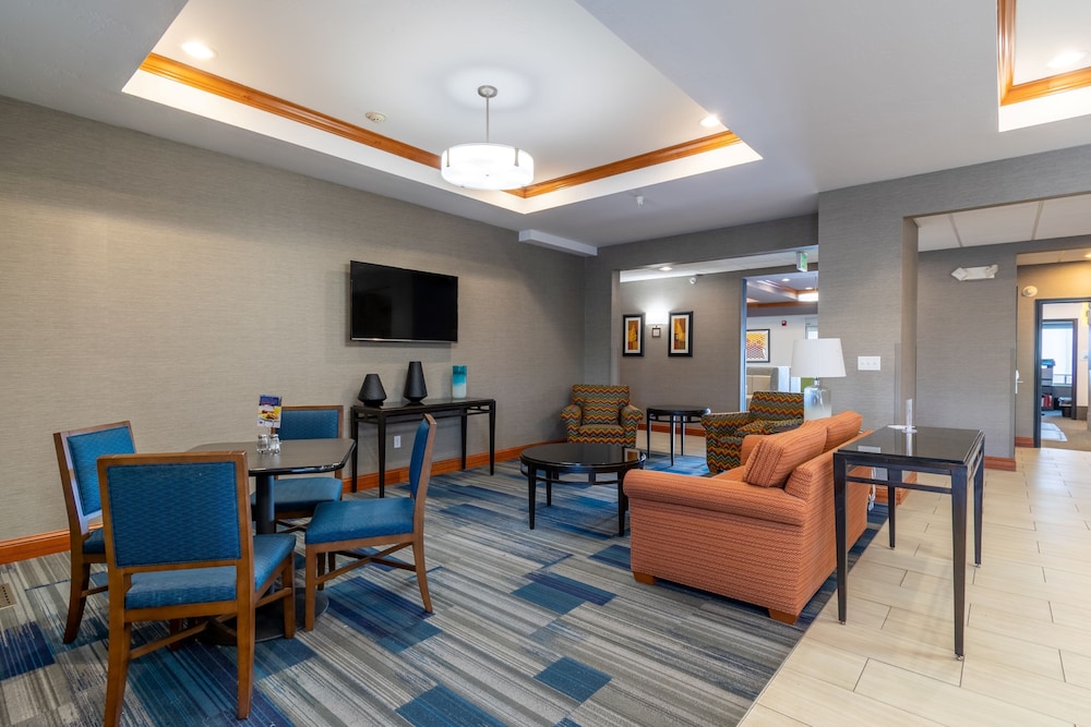 Holiday Inn Express Hotel & Suites Limon I 70 by IHG - photo 35