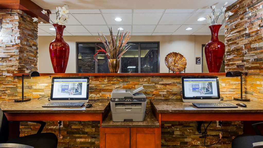 Best Western Plus Vancouver Mall Dr. Hotel & Suites - photo 6