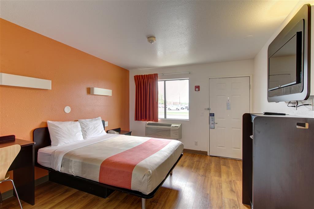 Motel 6 Amherst OH Cleveland West Lorain - photo 14
