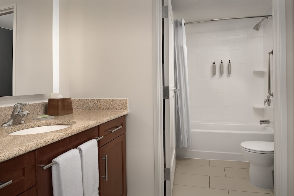 Residence Inn by Marriott Syracuse Downtown at Armory Square - photo 16