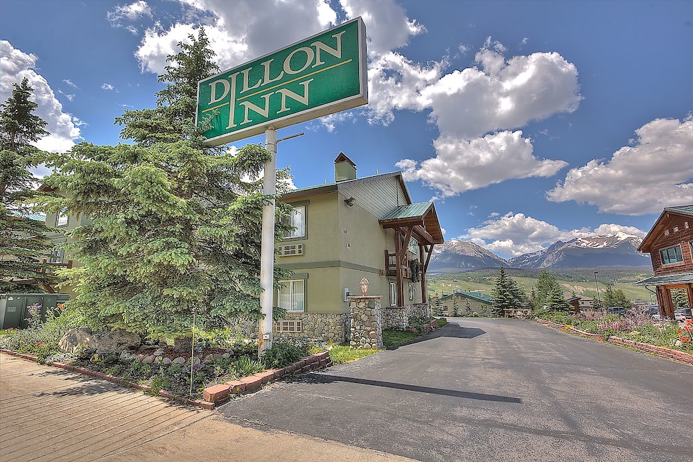 Dillon Inn - carbon neutral hotel in Dillon
