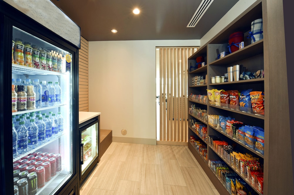 Holiday Inn Express & Suites Orlando Southeast by IHG - photo 100