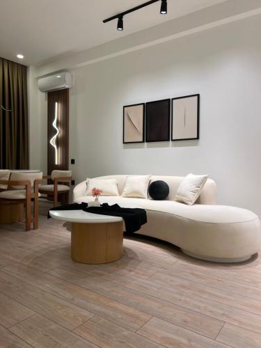 Best shade of white apartrment by Bea Paradise — 4-Star Luxury Hotel in Baku, Azerbaijan