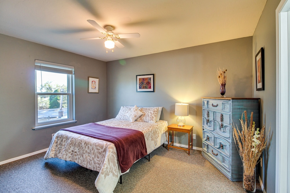 Vacation Rental 2 Mi to Old Town Albuquerque - photo 6