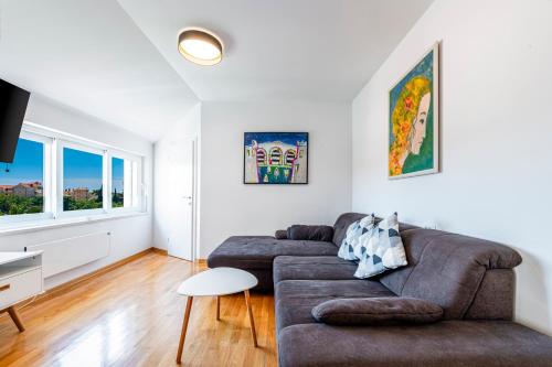 Prestige 7 Apartment