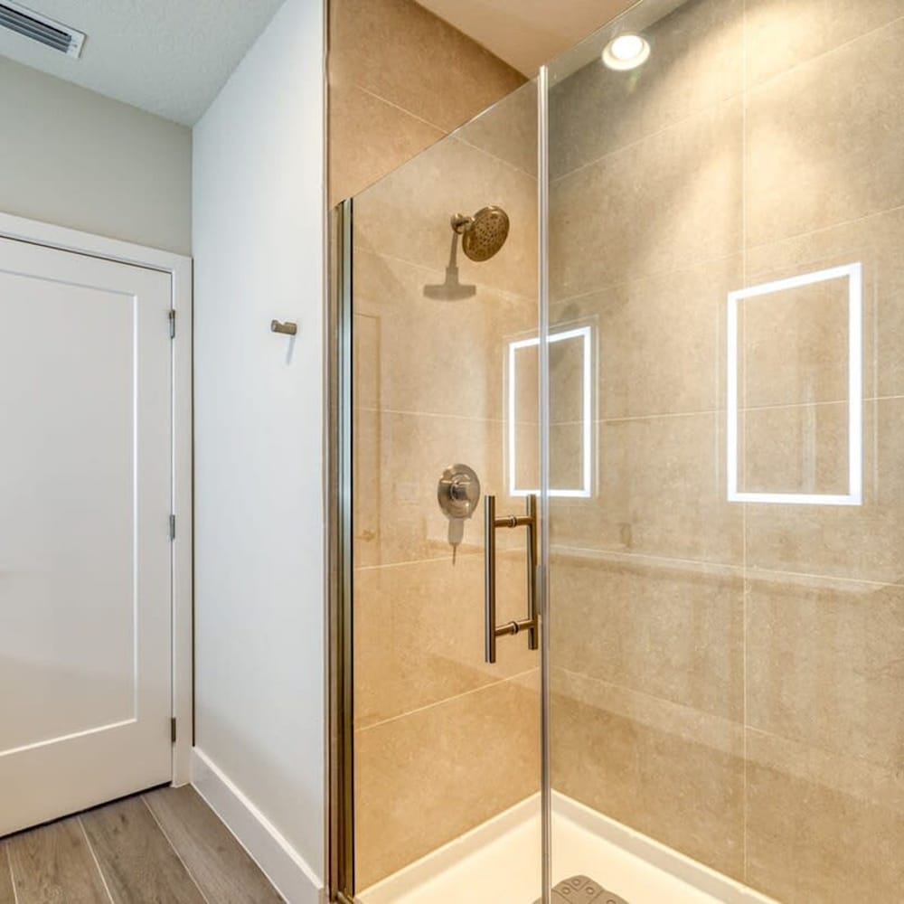 Spacious New Modern Retreat - photo 35