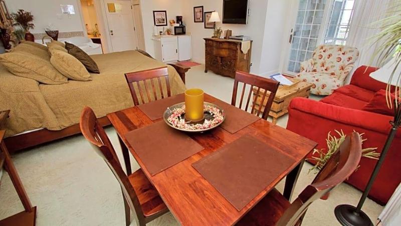 Baileys Harbor Yacht Club Resort - photo 18