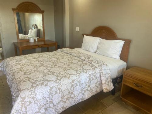 Apple Valley Motel - photo 18