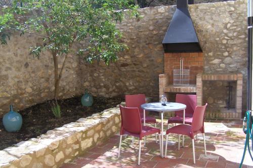 Apartamentos Bergantes — 4-Star Luxury Hotel in Morella, Spain