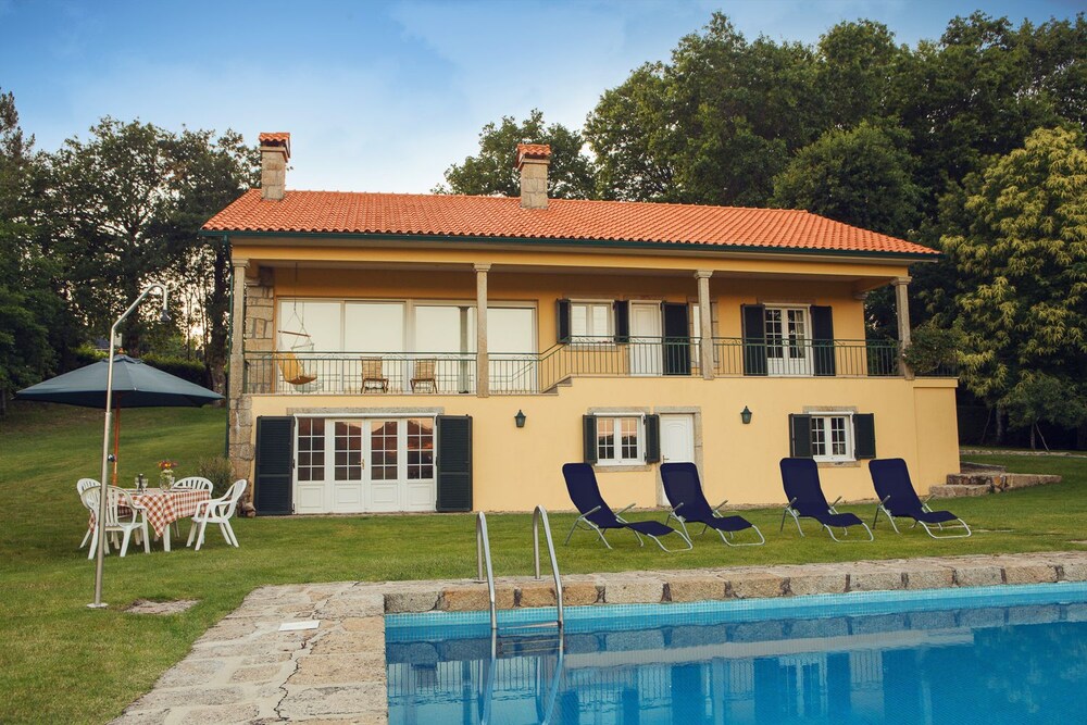 Quinta das Marinhas de Paredes de Coura - carbon neutral hotel in Paredes De Coura