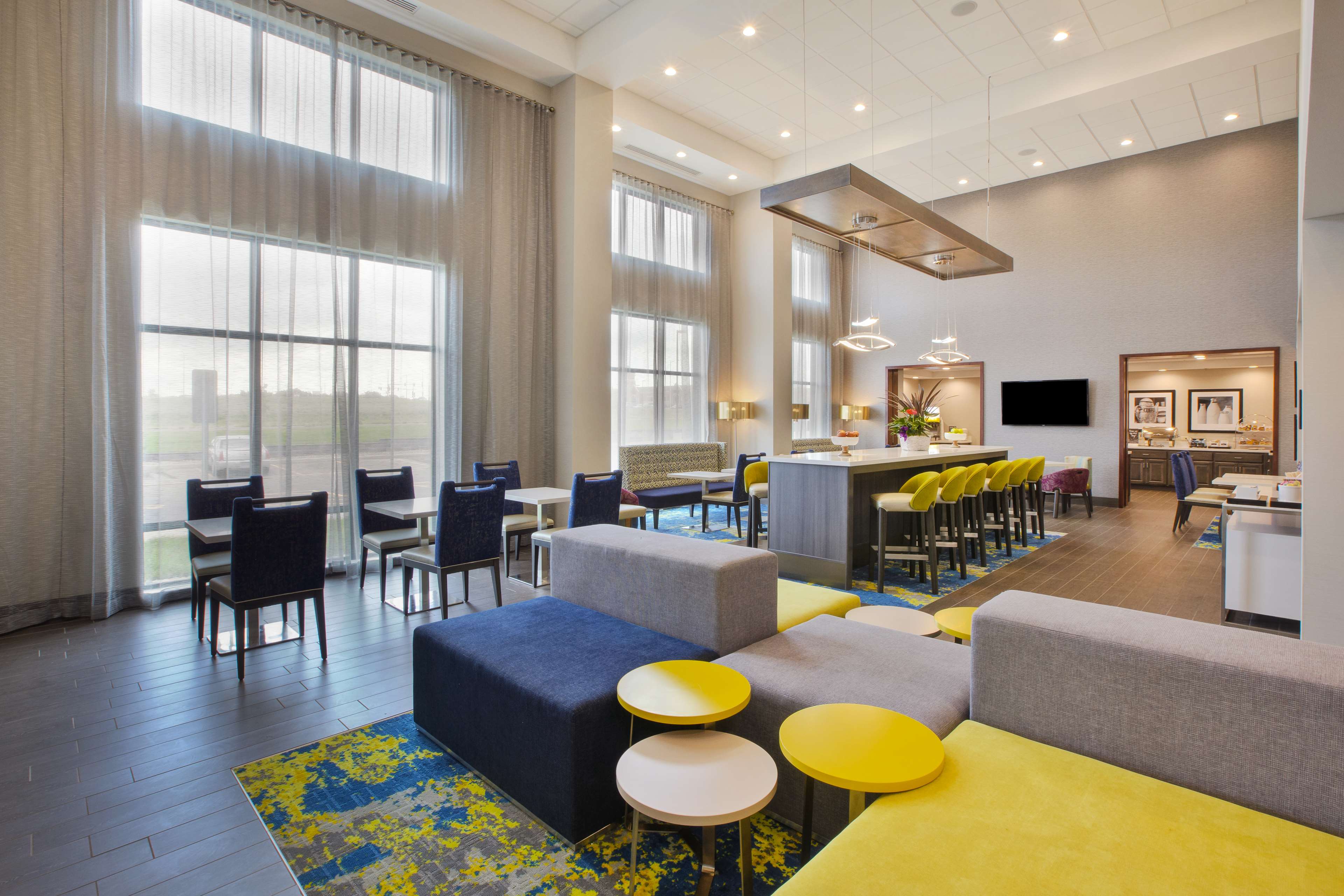 Hampton Inn & Suites Southwest Sioux Falls - photo 5