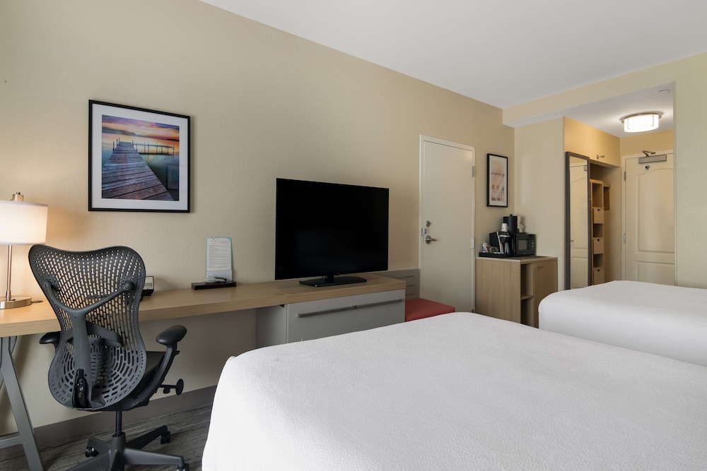 Hilton Garden Inn Madison West Middleton - photo 13