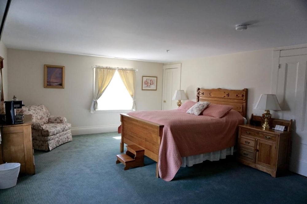 The Salem Inn - photo 15