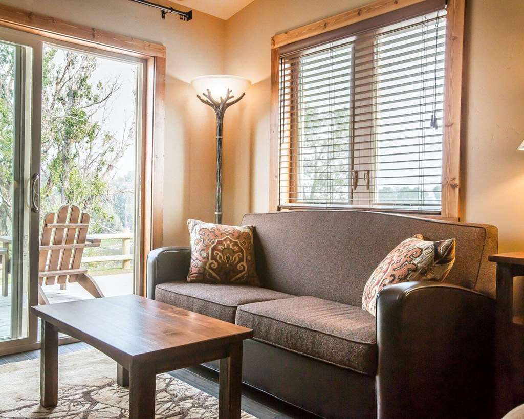 Yellowstone Valley Lodge an Ascend Collection Hotel - photo 16