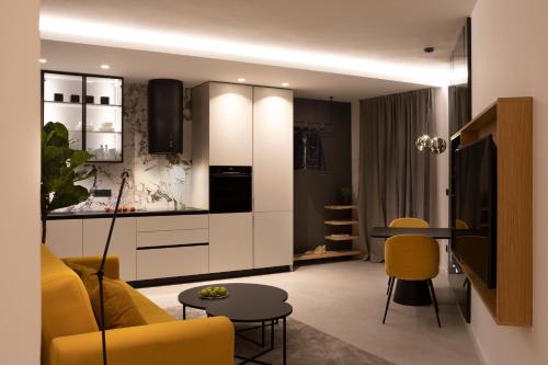 Apartman Mali raj — 4-Star Luxury Hotel in Pakostane, Croatia