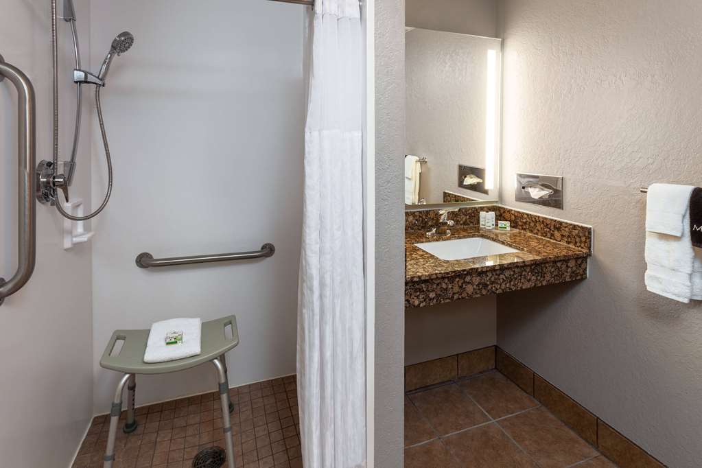 AmericInn by Wyndham New Richmond - photo 53