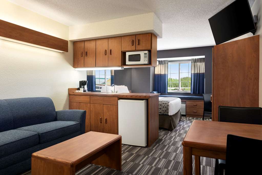 Microtel Inn & Suites by Wyndham Inver Grove Heights Minneap - photo 28