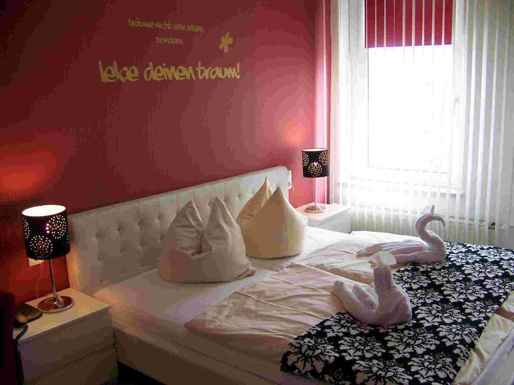 Boulevardhotel Sängerstadt alle Zimmer klimatisiert — Finsterwalde — photo 4