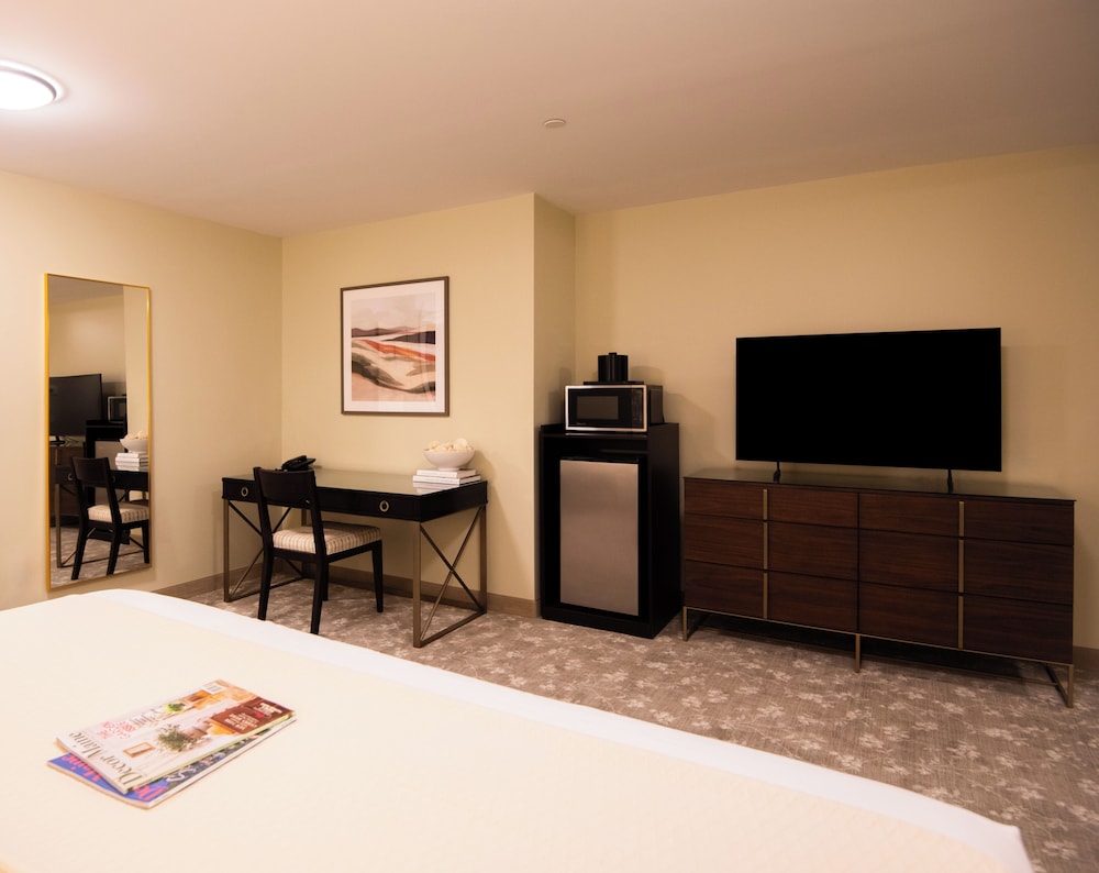 The Pathmaker Hotel - photo 44