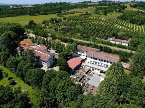 Terme Di Monte Valenza — hotel in Valenza