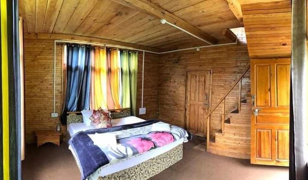 Pumpkin Stays Boutique Cottages in Banjar, India