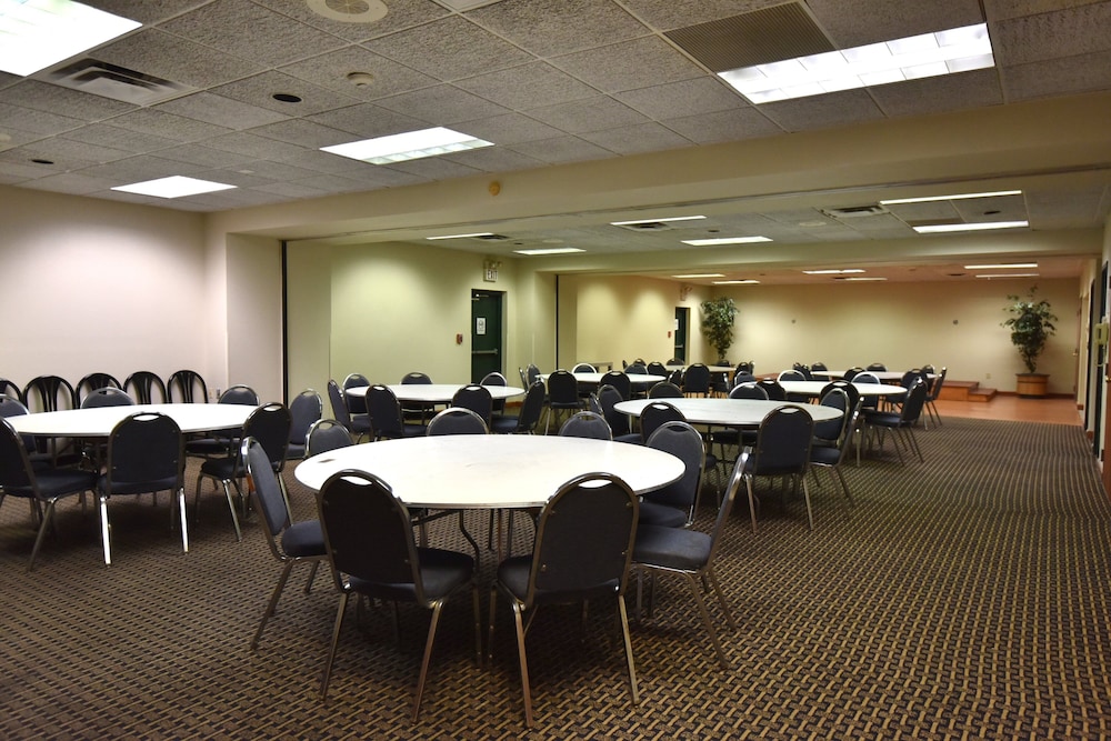 Red Roof Inn Winchester Lexington East - photo 23