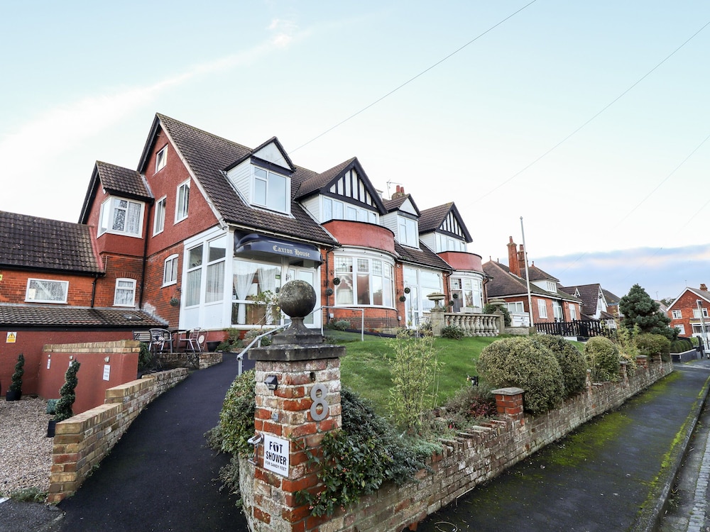 Caxton House — 4-Star Luxury Hotel in Skegness, United Kingdom