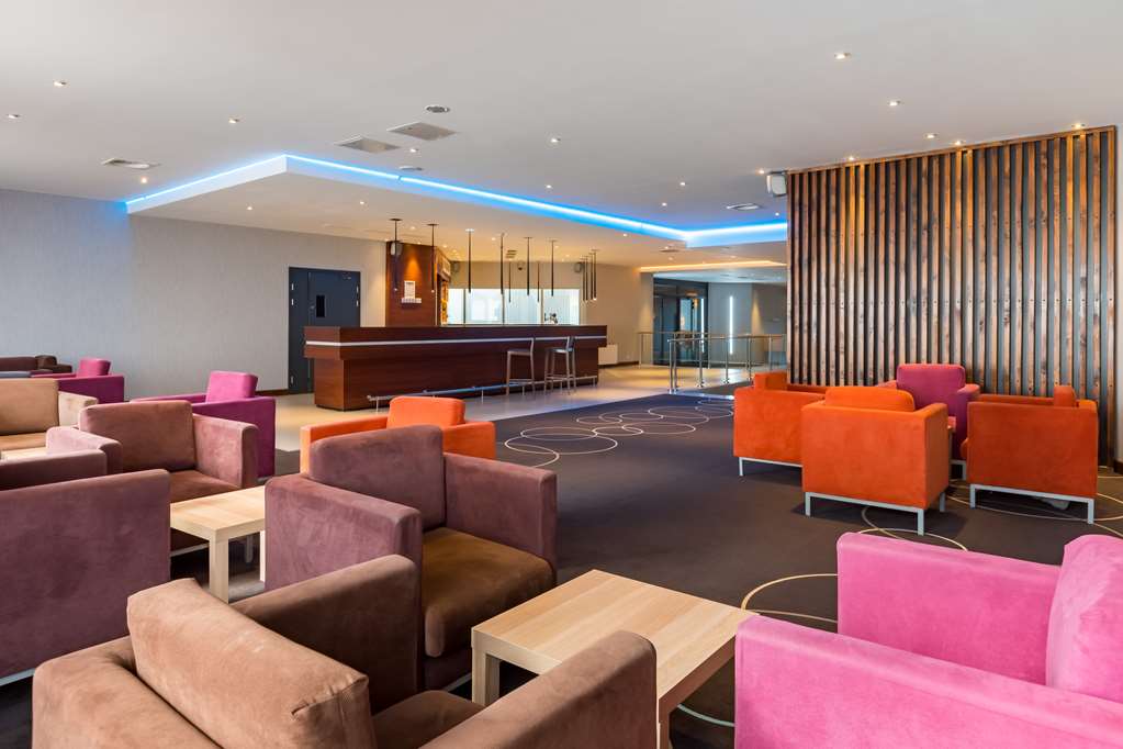 Cosmos Saint Petersburg Pulkovskaya Hotel — hotel in Saint Petersburg
