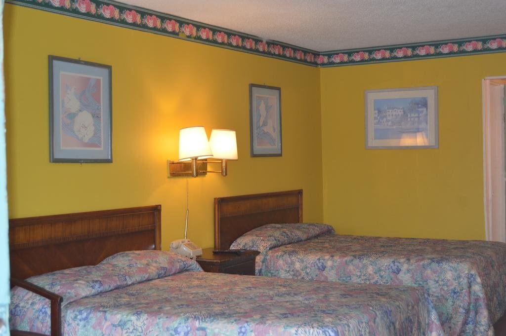 Seminole Inn - photo 8