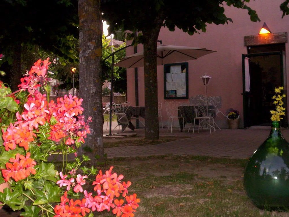 I Tre Rioni — hotel in Castiglione D'orcia