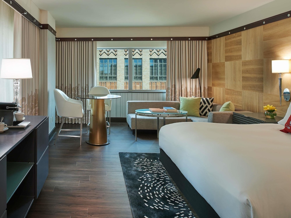 Sofitel Philadelphia at Rittenhouse Square - photo 42