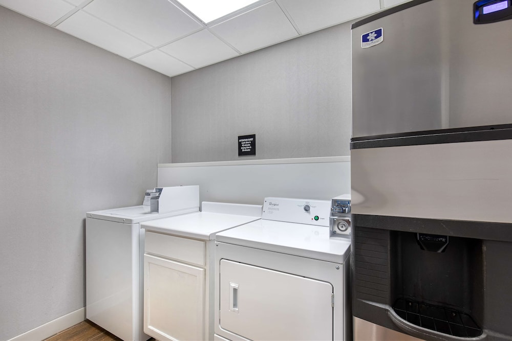 Hampton Inn Corbin KY - photo 25