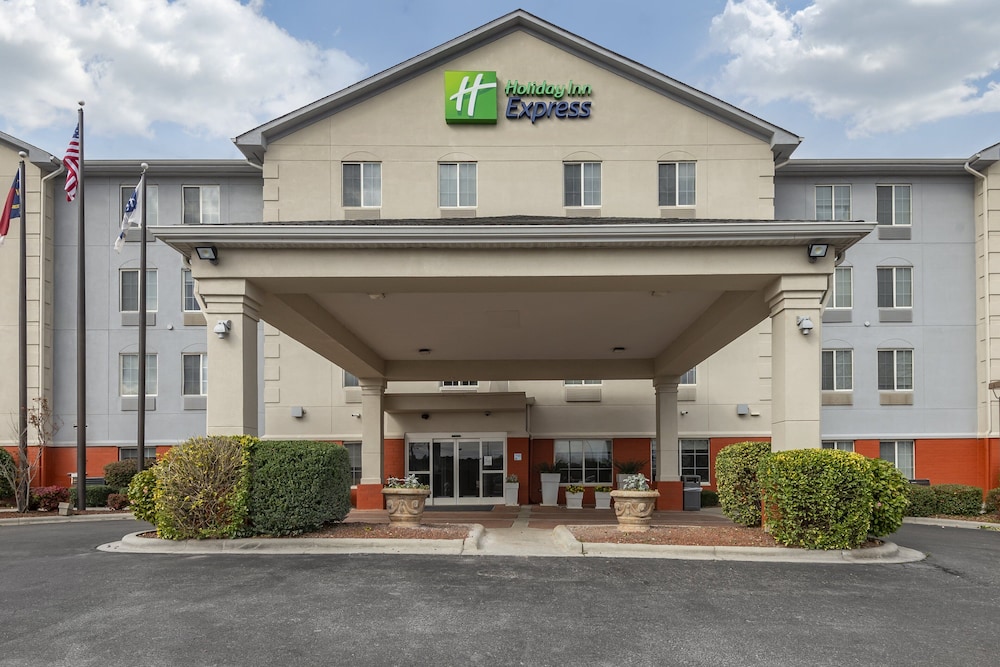 Holiday Inn Express Charlotte West Gastonia by IHG. - photo 54